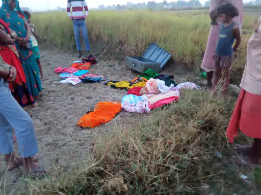 हरहुआ के गढ़वा गांव में देर रात चोरी, नकदी और जेवरात लेकर फरार हुए बदमाश