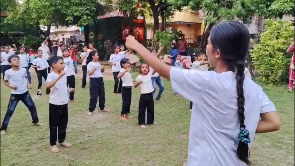10 दिवसीय ताइक्वांडो शिविर संपन्न, बेटियों को आत्मरक्षा के गुर सीखाकर किया सम्मानित