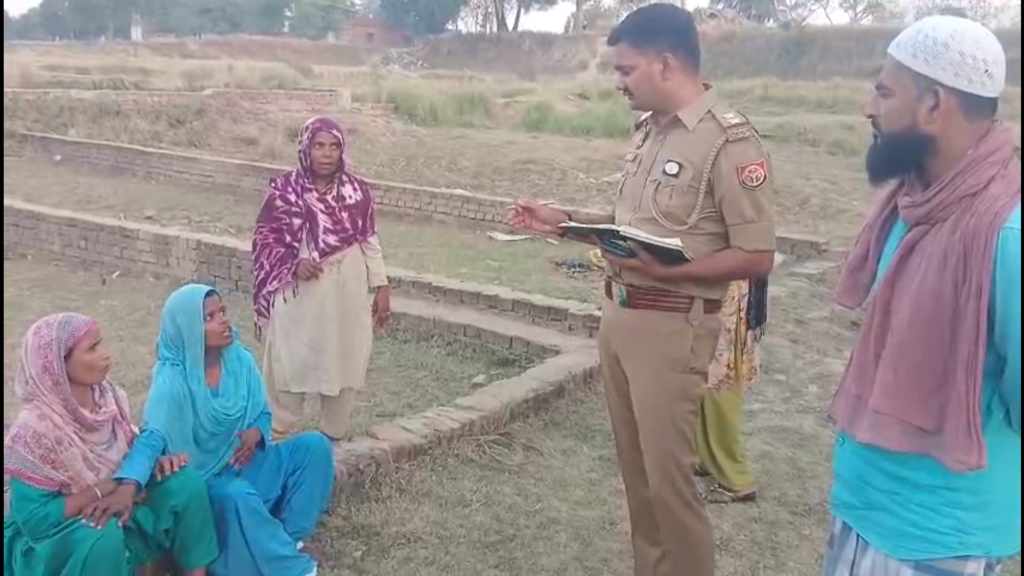 लोहता के छितौनी गांव में युवक ने फांसी लगाकर दी जान, फोरेंसिक टीम जांच में जुटी