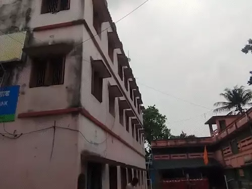 अवैध बांग्लादेशियों की पहचान कर पुलिस को सौंपने के निर्देश