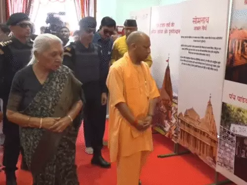 काशी में योगी का बड़ा बयान: सनातन को मिटाने वाले खुद मिट्टी में मिल गए