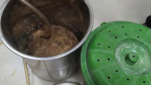 आईआईटी-बीएचयू के शोधकर्ताओं की नई पहल: घरेलू कचरे को 30 दिनों में खाद बनाने वाला बायो-कन्वर्टर तैयार