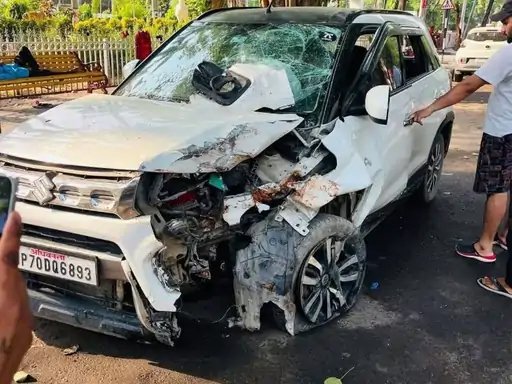 प्रयागराज में भीषण सड़क हादसा: सपा लोहिया वाहिनी के प्रदेश सचिव रत्नेश यादव की मौत, तीन साथी गंभीर घायल