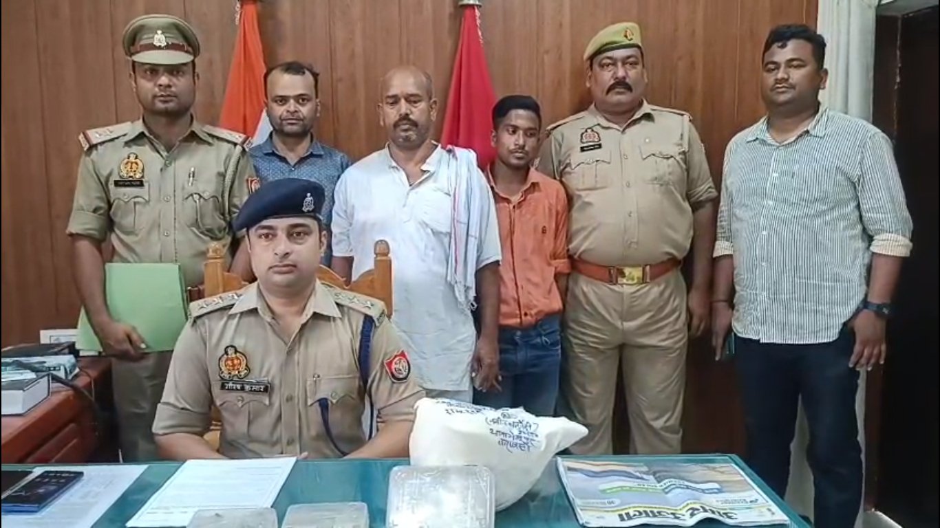 केदार घाट मंदिर चोरी कांड का खुलासा: मुख्य आरोपी समेत तीन गिरफ्तार, चांदी के आभूषण और नकदी बरामद