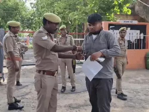 पुलिस भर्ती परीक्षा के लिए प्रशासन अलर्ट, 50 केंद्रों पर कड़ी निगरानी में हो रही परीक्षा