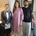 विराट कोहली और अनुष्का शर्मा ने फैन को दिया खास तोहफा, हाथ से लिखा नोट वायरल