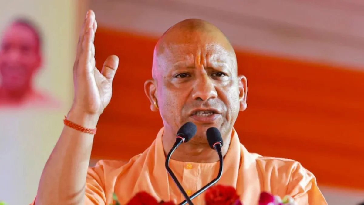 कुशीनगर में सीएम योगी बोले- मच्छर बीमारी लाते हैं और माफिया बेरोजगारी, सरकार ने दोनों समस्याओं पर किया काम