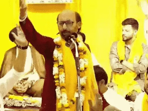 वाराणसी: पितरकुंडा स्थित हैदर विला में ईद-ए-गदीर का भव्य जश्न, शायरों ने बांधा समां