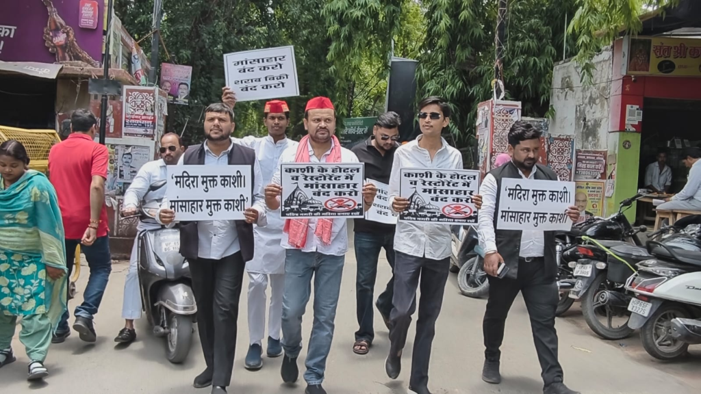महापौर के फैसले का समर्थन: मांस की दुकानों के साथ बार और शराब की दुकानें भी हटाने की मांग