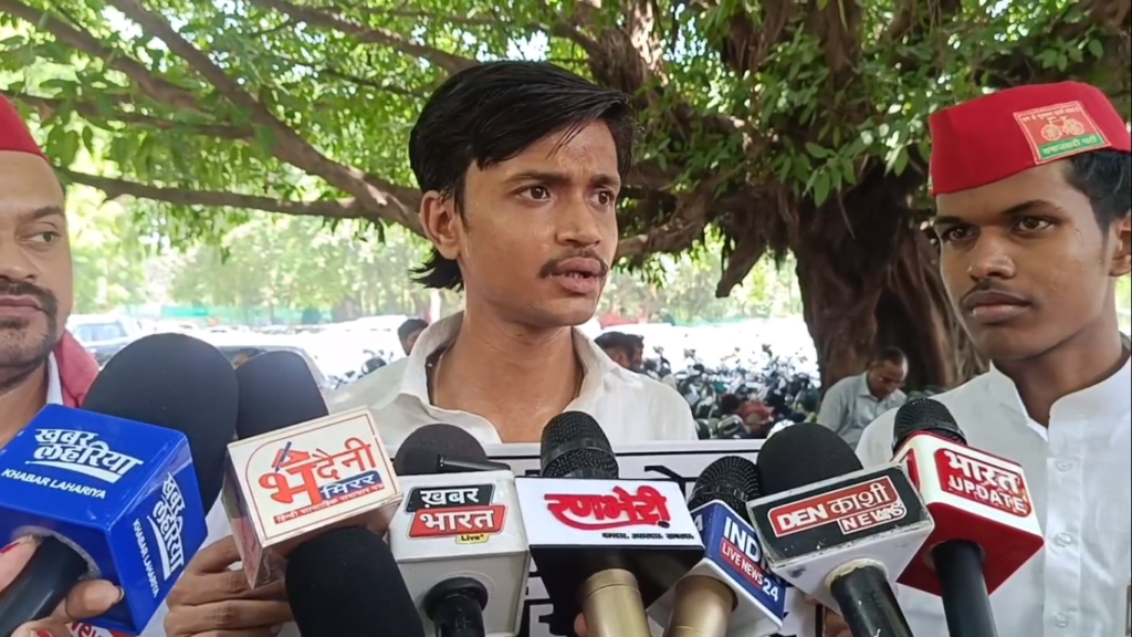 महापौर के फैसले का समर्थन: मांस की दुकानों के साथ बार और शराब की दुकानें भी हटाने की मांग