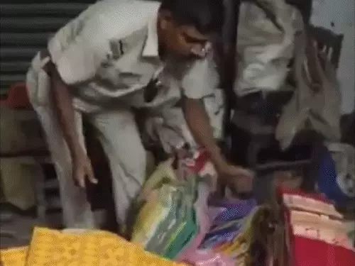 पश्चिम बंगाल में TMC नेताओं पर कार्रवाई तेज, कई जगहों पर विरोध और हंगामे के बीच गिरफ्तारी व जांच जारी
