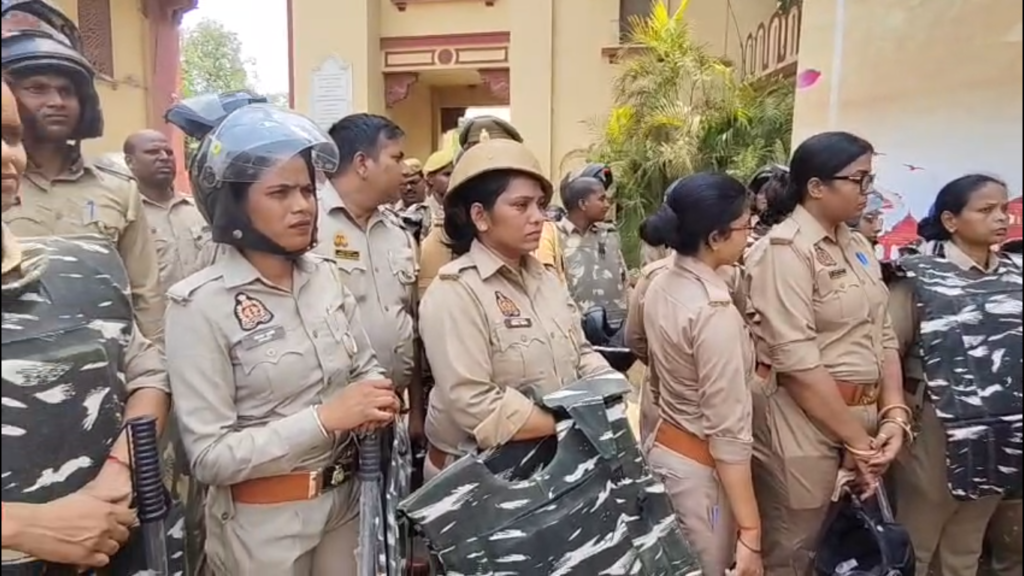 वाराणसी में विरोध मार्च पर रोक, पल्लवी पटेल बोलीं- युवाओं के भविष्य से खिलवाड़ बर्दाश्त नहीं