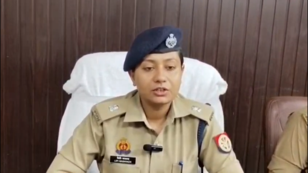 पता पूछने के बहाने महिला से झपटा था सोने का टप्स, पुलिस ने दो युवकों को दबोचा