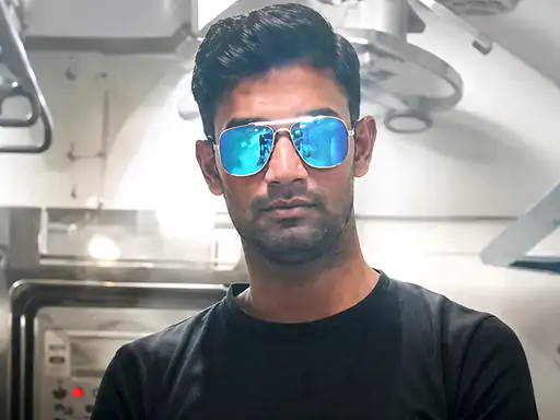 औरैया में दर्दनाक सड़क हादसा: अग्निवीर बनने जा रहे युवक की मौत, पिता और बहन गंभीर रूप से घायल