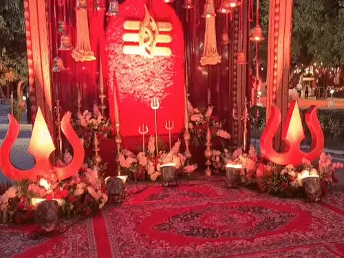Akash Deep Wedding: काशी में अक्षिता संग शादी के बंधन में बंधे भारतीय क्रिकेटर आकाश दीप, पवन सिंह ने पहुंचकर दी शुभकामनाएं