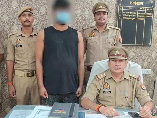 वाराणसी TGT परीक्षा में साल्वर गैंग का बड़ा खुलासा, 4 लाख में तय हुआ था सौदा; एक महीने बाद मुख्य अभ्यर्थी गिरफ्तार, भेजा गया जेल