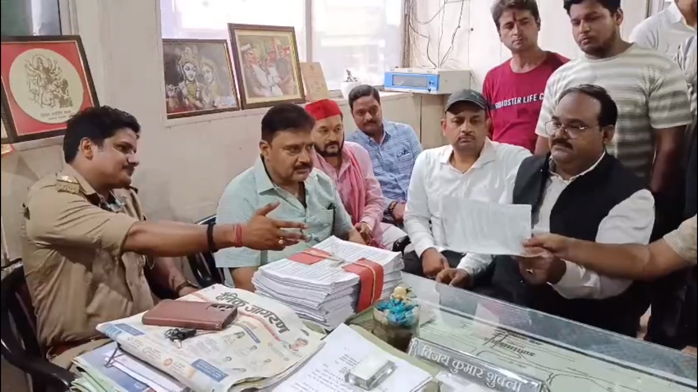 वाराणसी में भाजपा सांसद निशिकांत दुबे के खिलाफ एफआईआर की मांग, सपा ने आंदोलन की दी चेतावनी