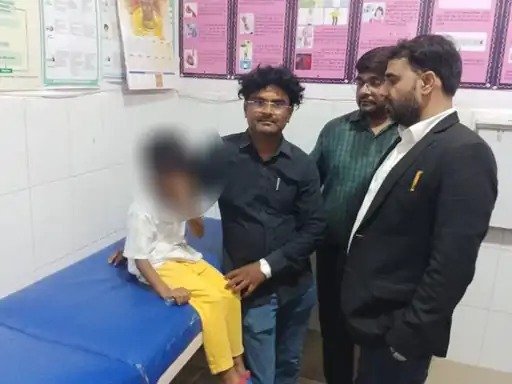 5 साल के बच्चे का प्राइवेट पार्ट जलाने का आरोप: पेशाब करने पर टीचर ने दी कथित सजा, शिकायत पर प्रिंसिपल ने भी धमकाया