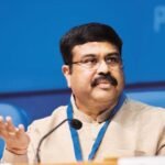 36 दिन के आंदोलन के बाद धर्मेन्द्र प्रधान शिक्षा मंत्री के पद से दिया इस्तीफा, दीपके बोले- इस सरकार में इस्तीफे नहीं होते; लेकिन झुकती है दुनिया, झुकाने वाला चाहिए
