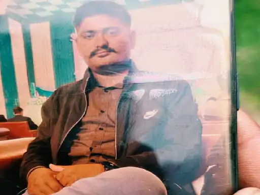आजमगढ़ में दोहरी हत्या से सनसनी: दादा और पोते की कुल्हाड़ी से हत्या, पुलिस ने शुरू की गहन जांच