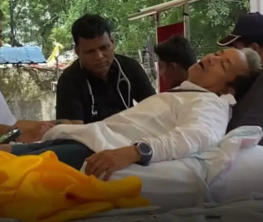 सोनम वांगचुक की भूख हड़ताल का 17वां दिन, ओमी वैद्य बोले- 'मैं नहीं चाहता यह इंसान मर जाए'