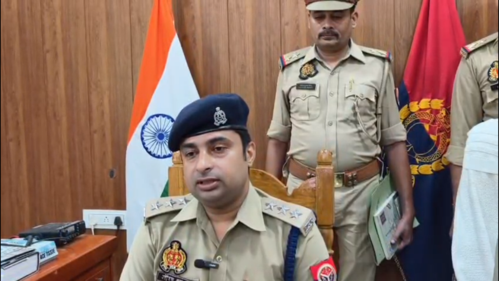 निर्माणाधीन मकानों से तार चोरी करने वाले तीन आरोपी गिरफ्तार, 72 किलो विद्युत वायर बरामद