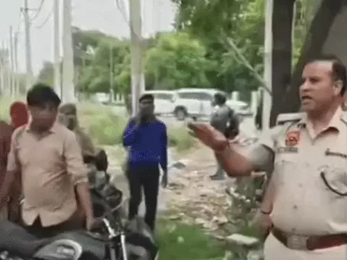 फरीदाबाद में आनंद आहूजा की कंपनी में बड़ा प्रदर्शन, बोनस कटौती के खिलाफ सैकड़ों कर्मचारी सड़क पर