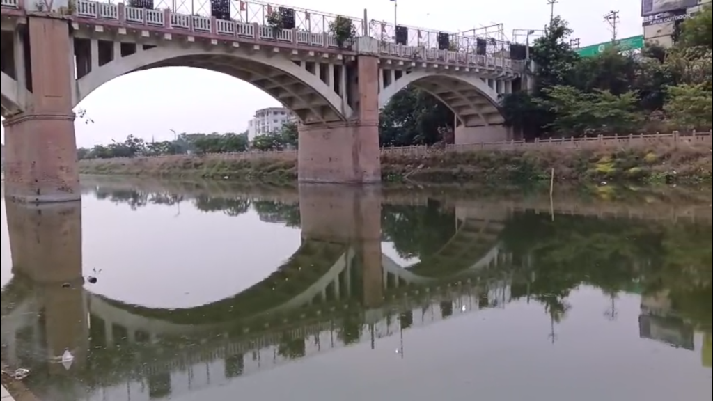 अखिलेश यादव के जन्मदिन पर वाराणसी में महाआरती, सपा ने वरुणा कॉरिडोर से 2027 का दिया चुनावी संदेश