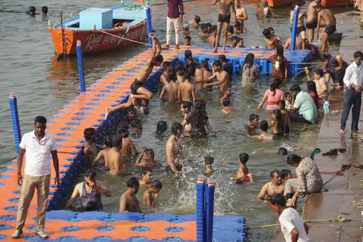 काशी में मानसून की रफ्तार थमी, उमस और गर्मी से लोग परेशान, अगले कुछ दिनों बाद बारिश के आसार