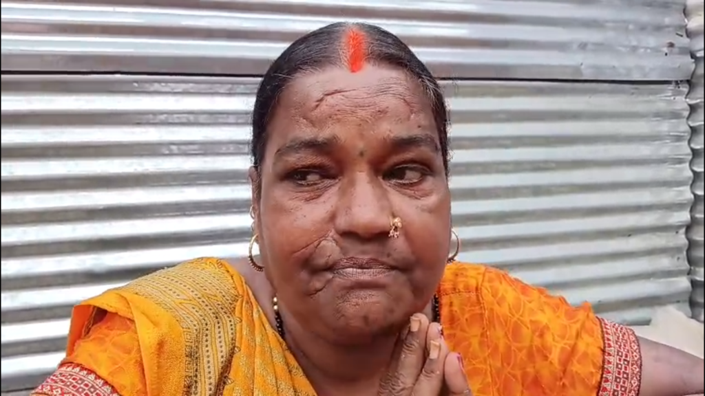 पीएम स्वनिधि से कारोबार को मिली रफ्तार, अब दुकान लगाने पर रोक; वाराणसी की महिला स्ट्रीट वेंडर ने प्रधानमंत्री से लगाई न्याय की गुहार