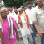 सावन में काशी विश्वनाथ पहुंचे अजय राय, जलाभिषेक के बाद मंदिर व्यवस्था पर उठाए गंभीर सवाल