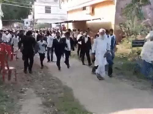 प्रयागराज में अबान के जनाजे की तैयारी, अली और उमर जेल से पहुंचे; कब्रिस्तान में भारी सुरक्षा