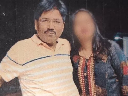 जौनपुर में नायब तहसीलदार पर दुष्कर्म, मानसिक प्रताड़ना और आत्महत्या के लिए उकसाने का केस, महिला की मौत के पांच महीने बाद दर्ज हुई एफआईआर
