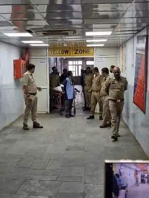 झांसी में थाने के टॉयलेट में 62 साल के पुजारी ने लगाया फंदा, इलाज के दौरान मौत; बेटे ने लगाया साजिश का आरोप