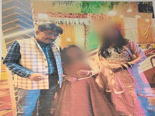 जौनपुर में नायब तहसीलदार पर दुष्कर्म, मानसिक प्रताड़ना और आत्महत्या के लिए उकसाने का केस, महिला की मौत के पांच महीने बाद दर्ज हुई एफआईआर