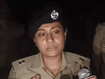 हॉस्टल की तीसरी मंजिल से गिरी 12वीं की छात्रा, मौत: वॉर्डन से विवाद के बाद छत पर गई थी; 17 घंटे तक घटना छिपाने का आरोप