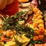 काशी में आधी रात गूंजे कृष्ण जन्म के जयकारे, बाबा विश्वनाथ के साथ लड्डू गोपाल ने दिए दर्शन