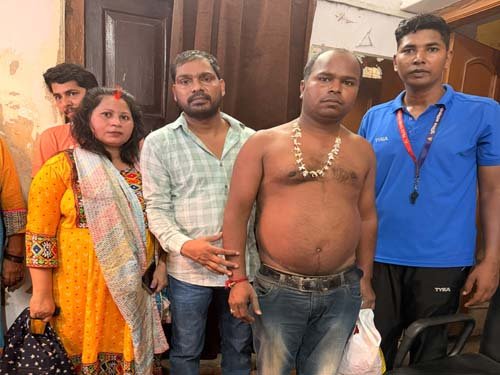 पीएसी जवानों ने गंगा में डूबते व्यक्ति की बचाई जान