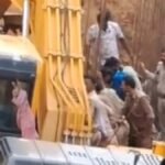 आगरा में बड़ा हादसा: नाला निर्माण के दौरान धंसी मिट्टी, तीन मजदूर दबे; दो की मौत, एक की हालत गंभीर