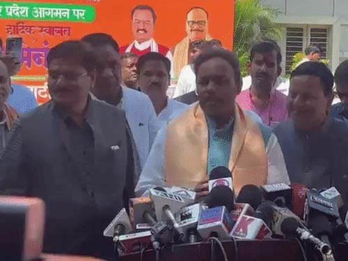 विनोद तावड़े का सपा पर हमला: बोले- NDA कार्यकर्ता PDA को करेंगे नाकाम, फिर बनाएंगे सरकार