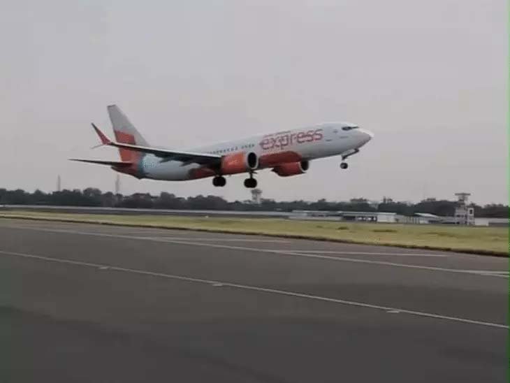 36 हजार फीट की ऊंचाई पर इंजन में आई खराबी, अबू धाबी की उड़ान को कोच्चि लौटना पड़ा