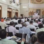 10 प्रस्तावों पर सदन की मुहर, अधिकारियों के जवाब से नाराज दिखे पार्षद