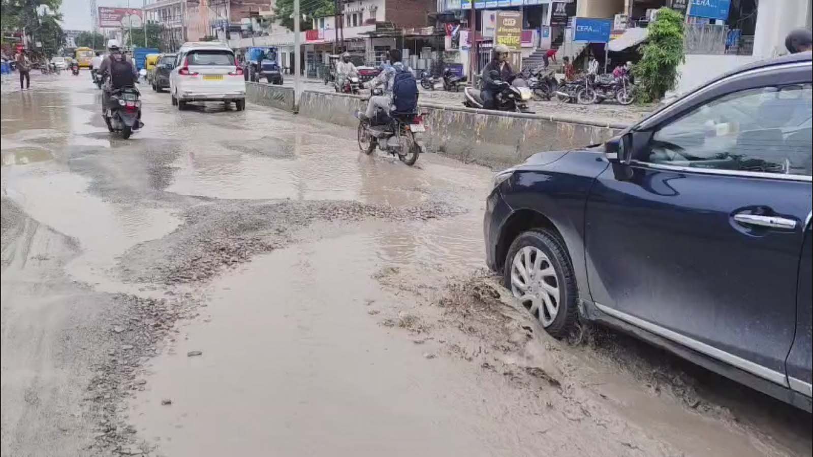 रोपवे आएगा, लेकिन पानी से कैसे बचेगा रास्ता?