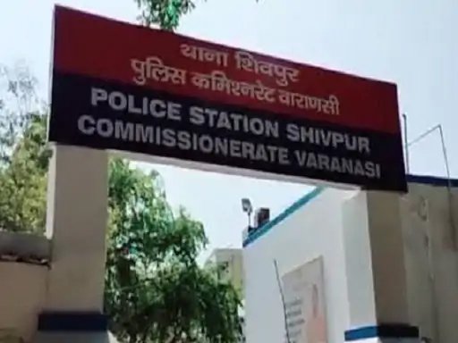 पत्नी को पढ़ाने के लिए मजदूरी की, सरकारी नौकरी लगी तो बिगड़े रिश्ते! पति ने लगाए प्रताड़ना के आरोप