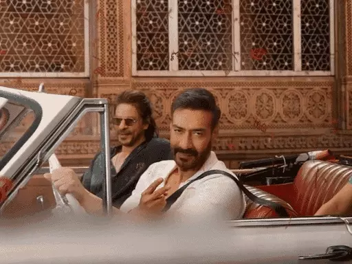 राष्ट्रपति मुर्मू की फिल्मी सितारों से कहा : सेहत के लिए नुकसानदायक उत्पादों का विज्ञापन न करें, बोलीं- स्टार वही जो रोशनी फैलाए