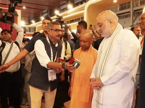 नोएडा में यूपी इंटरनेशनल ट्रेड शो का आगाज, गोल्फ कार्ट में पहुंचे अमित शाह-योगी; 85 देशों के खरीदार होंगे शामिल