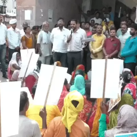 नगर निगम मुख्यालय पहुंचे स्ट्रीट वेंडर, नाइट मार्केट में दुकान आवंटन समेत 5 मांगें रखीं
