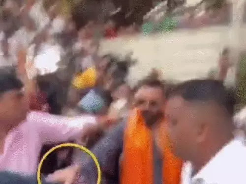 मराठी बोलने की अपील पर संजय दत्त का मजाकिया जवाब, महाराष्ट्र की सियासत में छिड़ी नई बहस