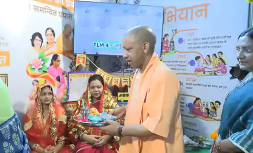 योगी बोले- यूपी में पोषाहार सप्लाई करता था शराब माफिया: 2017 में व्यवस्था देख भौचक्का रह गया था, 3 महीने में एक बार पहुंचता था राशन