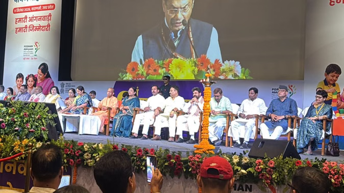 योगी बोले- यूपी में पोषाहार सप्लाई करता था शराब माफिया: 2017 में व्यवस्था देख भौचक्का रह गया था, 3 महीने में एक बार पहुंचता था राशन